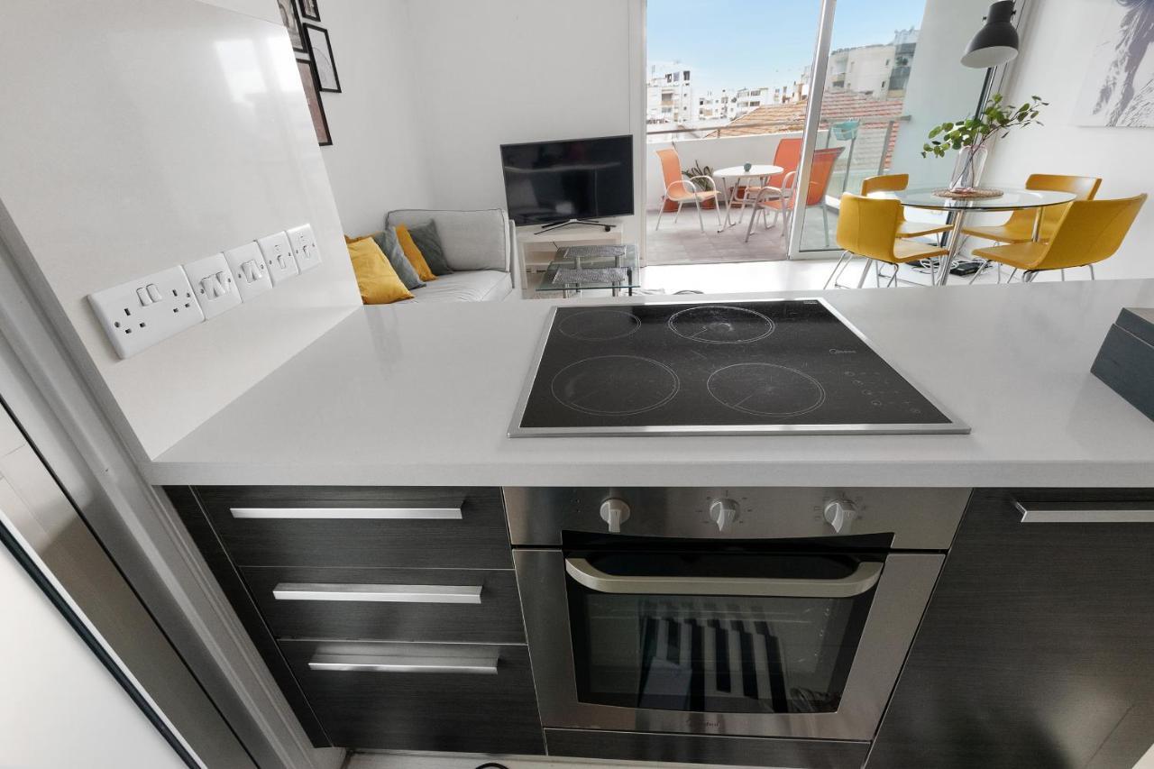 Glabur Stays - The Fabulous 2 Bdr - Nicosia City, Free Parking & Wifi, Welcomes You!!! Exterior foto